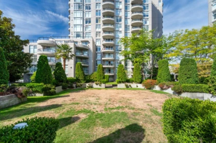 Outdoor Deck Photo of 419 8480 Granville Avenue, Richmond, BC