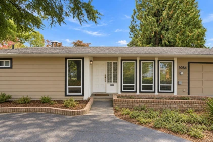 Family Room Photo of 9084 Prince Charles Boulevard, Surrey, BC