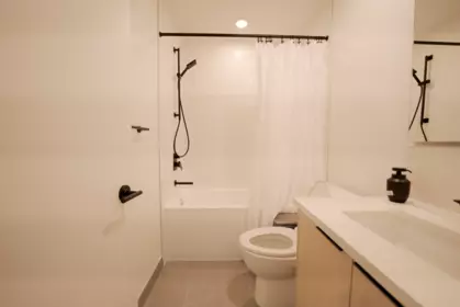 Powder Room Photo of 358 422 E 3rd Street, North Vancouver, BC
