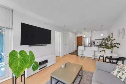 Pantry Photo of 2102 888 Homer Street, Vancouver, BC