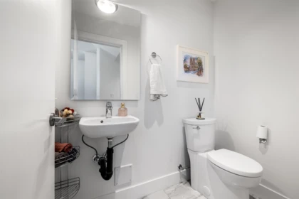 Guest Bathroom Photo of 28 16561 17a Avenue, Surrey, BC