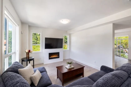 Kitchen Photo of 28 16561 17a Avenue, Surrey, BC