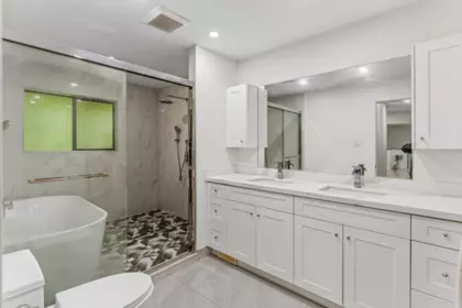 Guest Bathroom Photo of 8726 Chilliwack Mountain Road, Chilliwack, BC