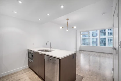 1210 110 Switchmen Street, Vancouver, BC, Vancouver — Apartment/Condo for sale