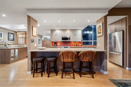 2215 Chairlift Road, West Vancouver, BC, West vancouver — Single Family Residence for sale