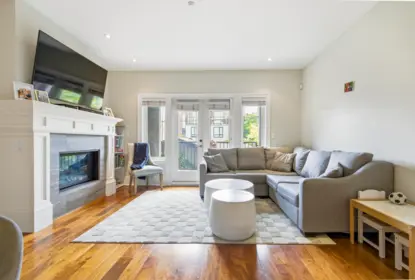 2436 W 8th Avenue, Vancouver, BC, Vancouver — Townhouse for sale
