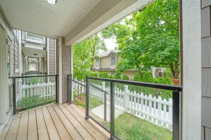 6 5780 174 Street, Surrey, BC, Surrey — Townhouse for sale
