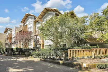 231 5600 Andrews Road, Richmond, BC, Richmond — Apartment/Condo for sale