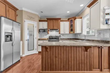 8525 Cedar Street, Mission, BC, Mission — Single Family Residence for sale