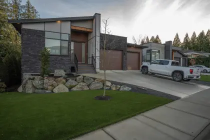 47252 Swallow Place, Chilliwack, BC, Chilliwack — Single Family Residence for sale