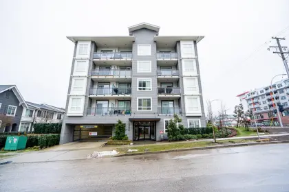 308 13628 81a Avenue, Surrey, BC, Surrey — Apartment/Condo for sale