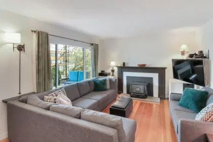 1205 Seventh Avenue, New Westminster, BC, New westminster — Single Family Residence for sale