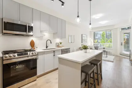 227 7506 199a Street, Langley, BC, Langley — Apartment/Condo for sale