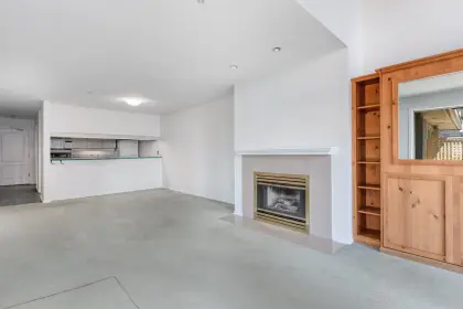 203 2202 Marine Drive, West Vancouver, BC, West vancouver — Apartment/Condo for sale