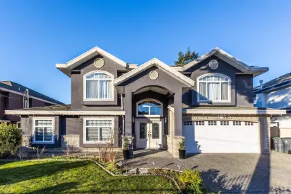 12581 90 Avenue, Surrey, BC, Surrey — Single Family Residence for sale