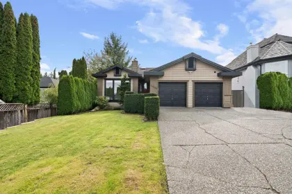 16376 95 Avenue, Surrey, BC, Surrey — Single Family Residence for sale