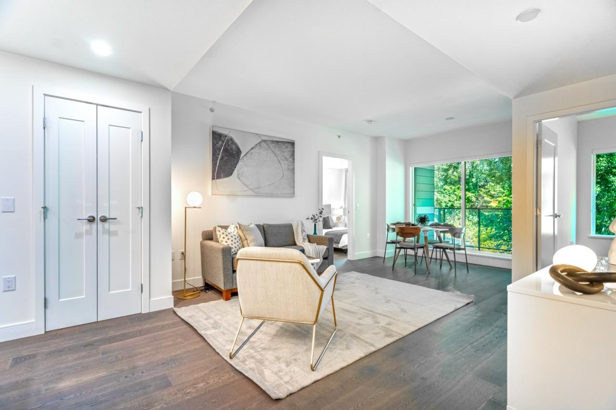 Family Room Photo of 209 488 W 58th Avenue, Vancouver, BC