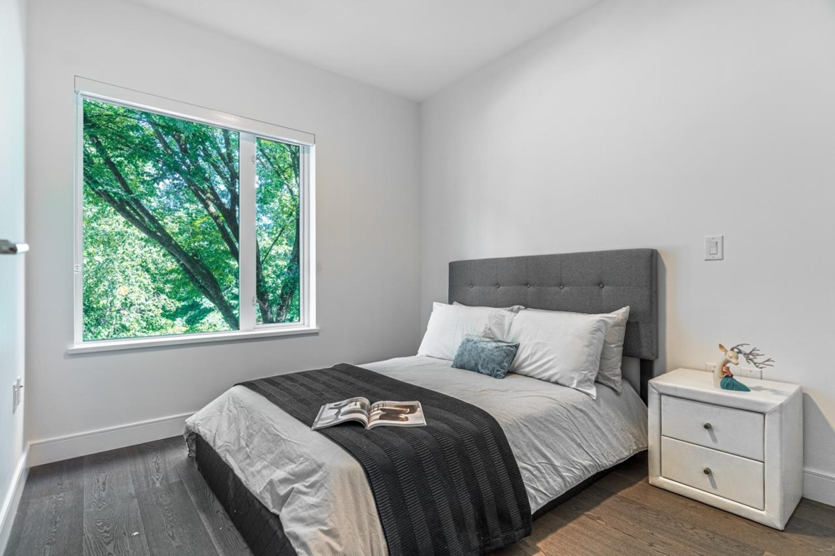 Walk-In Closet Photo of 209 488 W 58th Avenue, Vancouver, BC