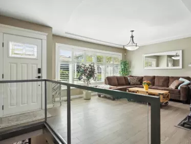 217 Sandringham Avenue, New Westminster, BC, New westminster — Single Family Residence for sale