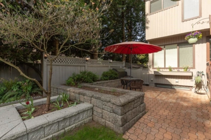 4754 Laurelwood Place, Burnaby, BC, Burnaby — Townhouse for sale