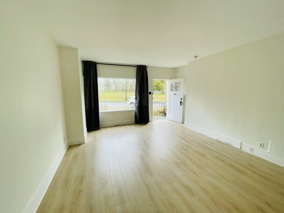 Pantry Photo of 922 Park Drive, Vancouver, BC