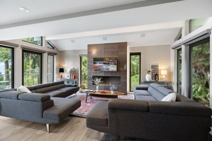 Basement Recreation Room Photo of 445 Mountain Drive, Lions Bay, BC