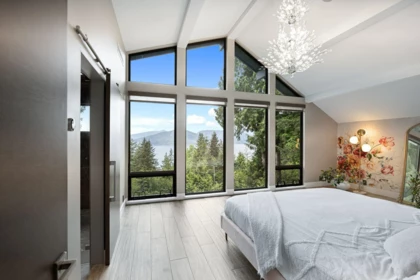 Garage Interior Photo of 445 Mountain Drive, Lions Bay, BC