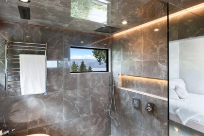 Hot Tub / Spa Photo of 445 Mountain Drive, Lions Bay, BC