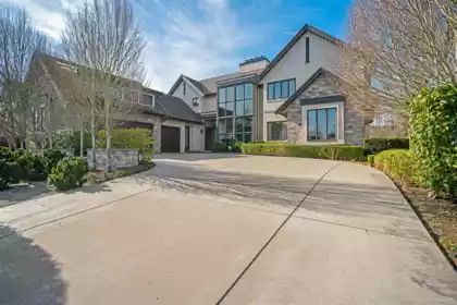 3389 164a Street, Surrey, BC, Surrey — Single Family Residence for sale