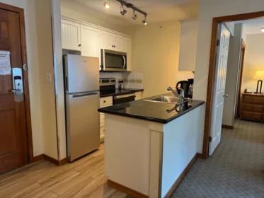 432 4800 Spearhead (Week 39) Drive, Whistler, BC, Whistler — Apartment/Condo for sale
