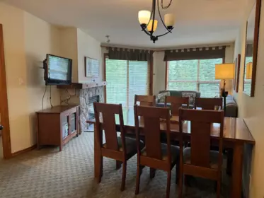 432 4800 Spearhead (Week 39) Drive, Whistler, BC, Whistler — Apartment/Condo for sale