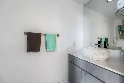 Laundry Room Photo of 6 7911 ACKROYD ROAD, Richmond BC V6X 4L6