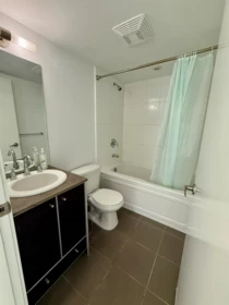 1602 9981 Whalley Boulevard, Surrey, BC, Surrey — Apartment/Condo for sale