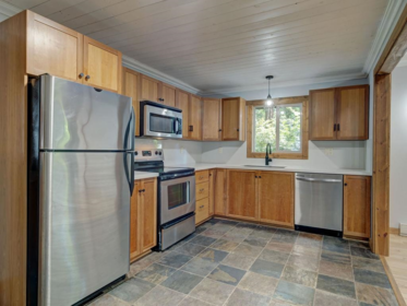 Aerial View of 3177 Beach Avenue, Roberts Creek, BC