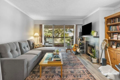 212 932 Robinson Street, Coquitlam, BC, Coquitlam — Apartment/Condo for sale