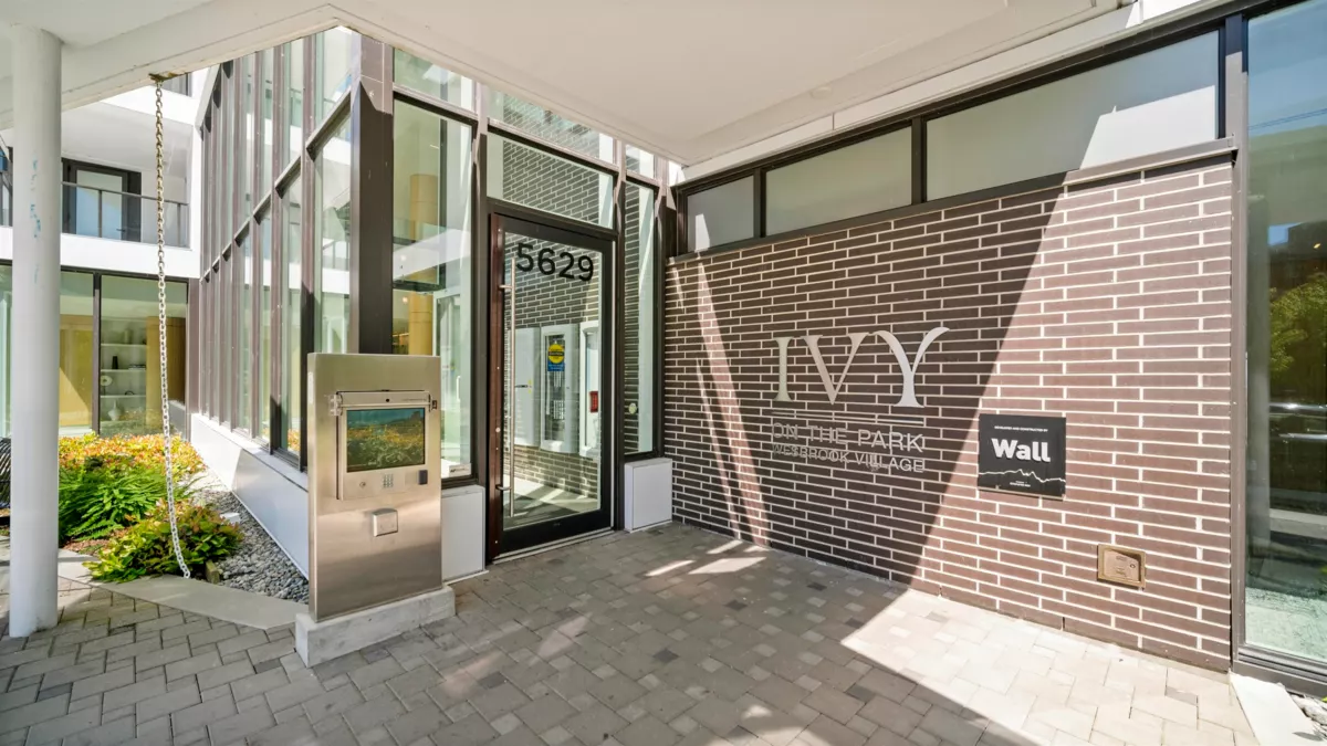 Mudroom Photo of 602 5629 Birney Avenue, Vancouver, BC