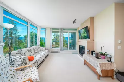 701 9222 University Crescent, Burnaby, BC, Burnaby — Apartment/Condo for sale