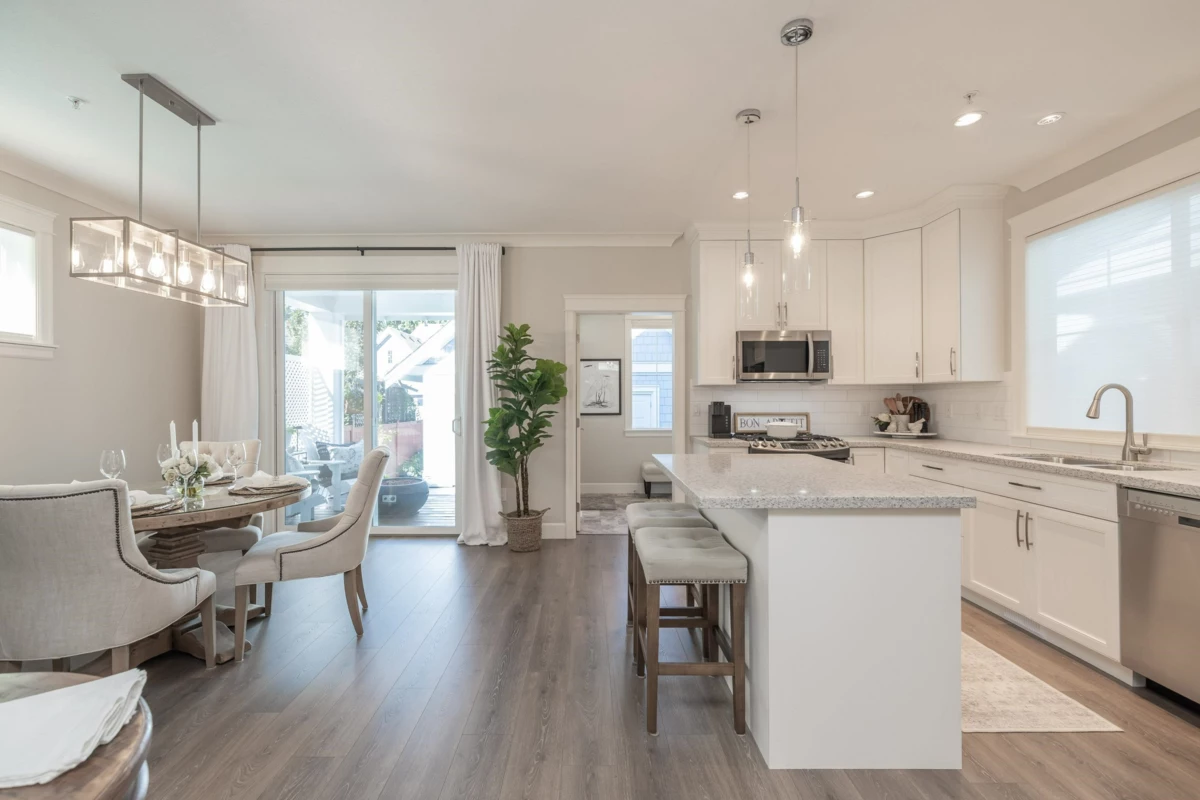 Dining Area Photo of 44675 Anglers Boulevard, Chilliwack, BC