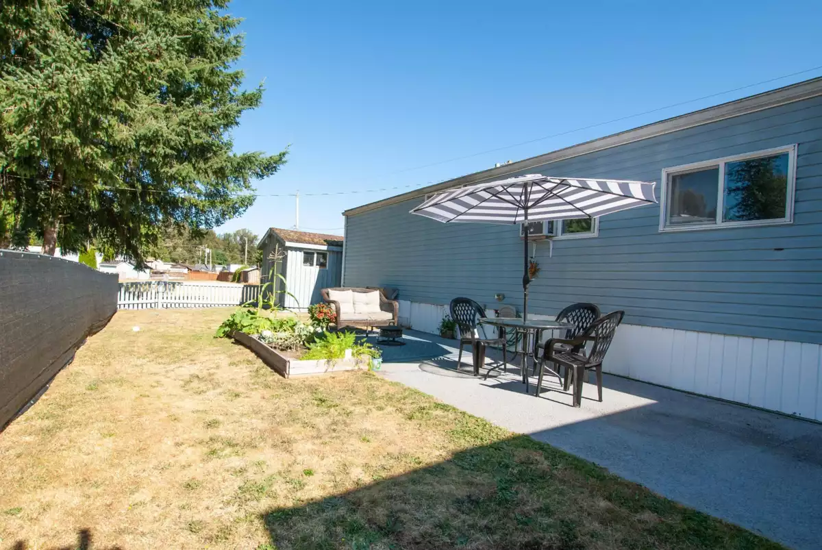 Basement Recreation Room Photo of 53 46484 Chilliwack Lake Road, Chilliwack, BC