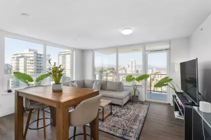 2711 908 Quayside Drive, New Westminster, BC, New Westminster — Apartment/Condo for sale