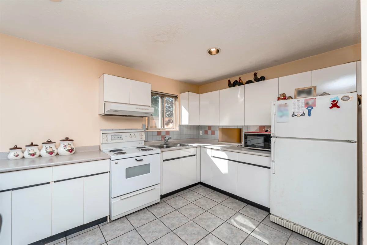Breakfast Nook Photo of 31 3075 Trethewey Street, Abbotsford, BC