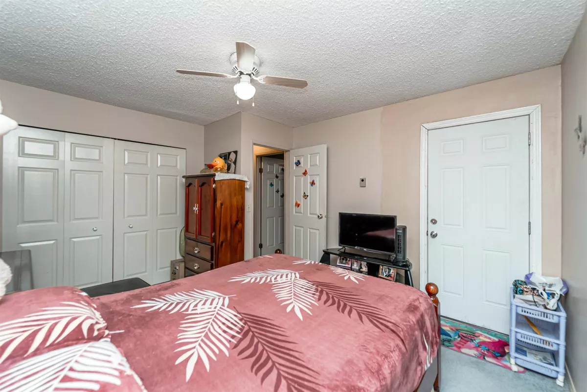 Front Yard Photo of 31 3075 Trethewey Street, Abbotsford, BC