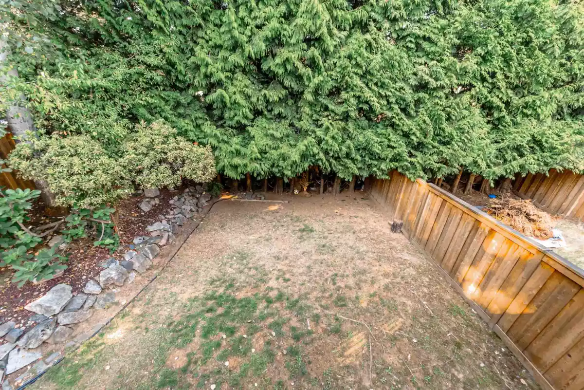 Hot Tub / Spa Photo of 31 3075 Trethewey Street, Abbotsford, BC