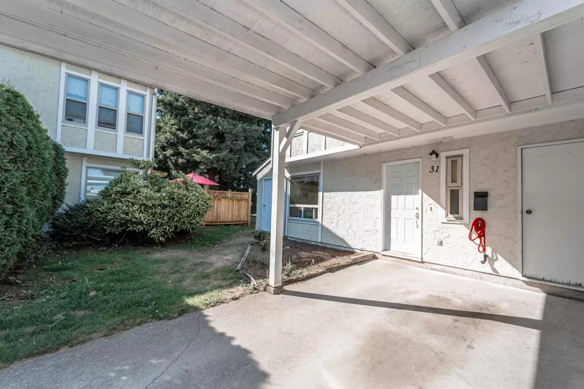Living Room Photo of 31 3075 Trethewey Street, Abbotsford, BC