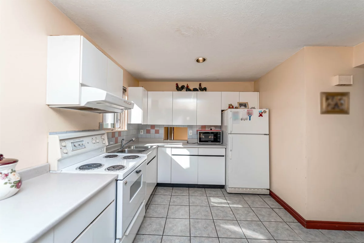 Primary Bedroom Photo of 31 3075 Trethewey Street, Abbotsford, BC