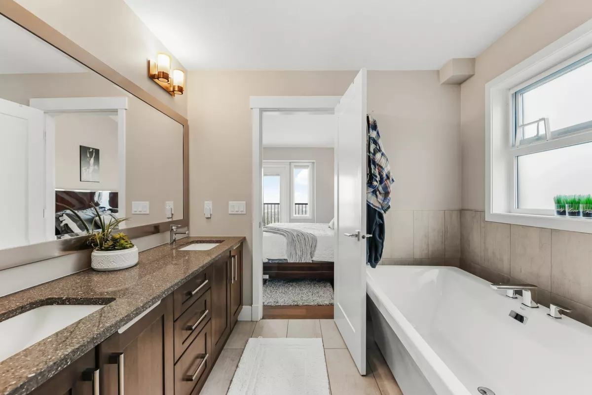 Garage Interior Photo of 1419 Strawline Hill Street, Coquitlam, BC