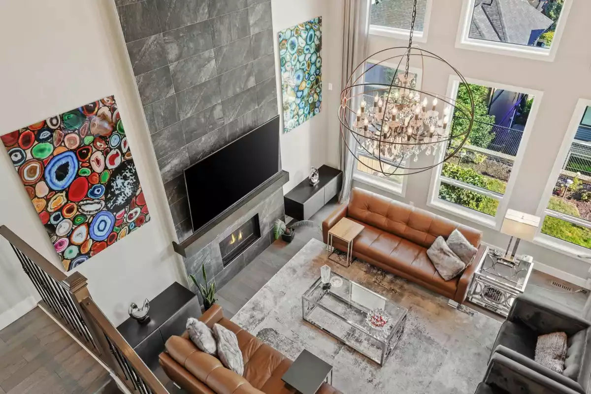 Kitchen Island Photo of 1419 Strawline Hill Street, Coquitlam, BC