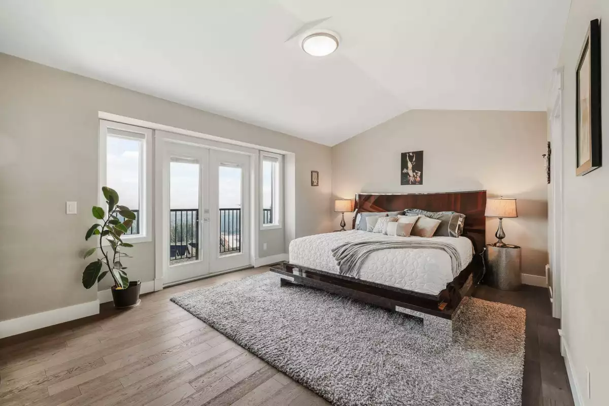 Laundry Room Photo of 1419 Strawline Hill Street, Coquitlam, BC