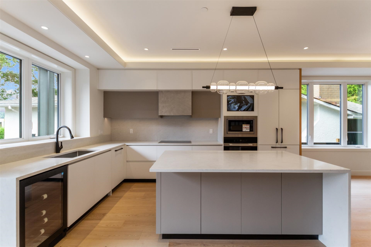 Kitchen Photo of 2022 Nanton Avenue, Vancouver, BC