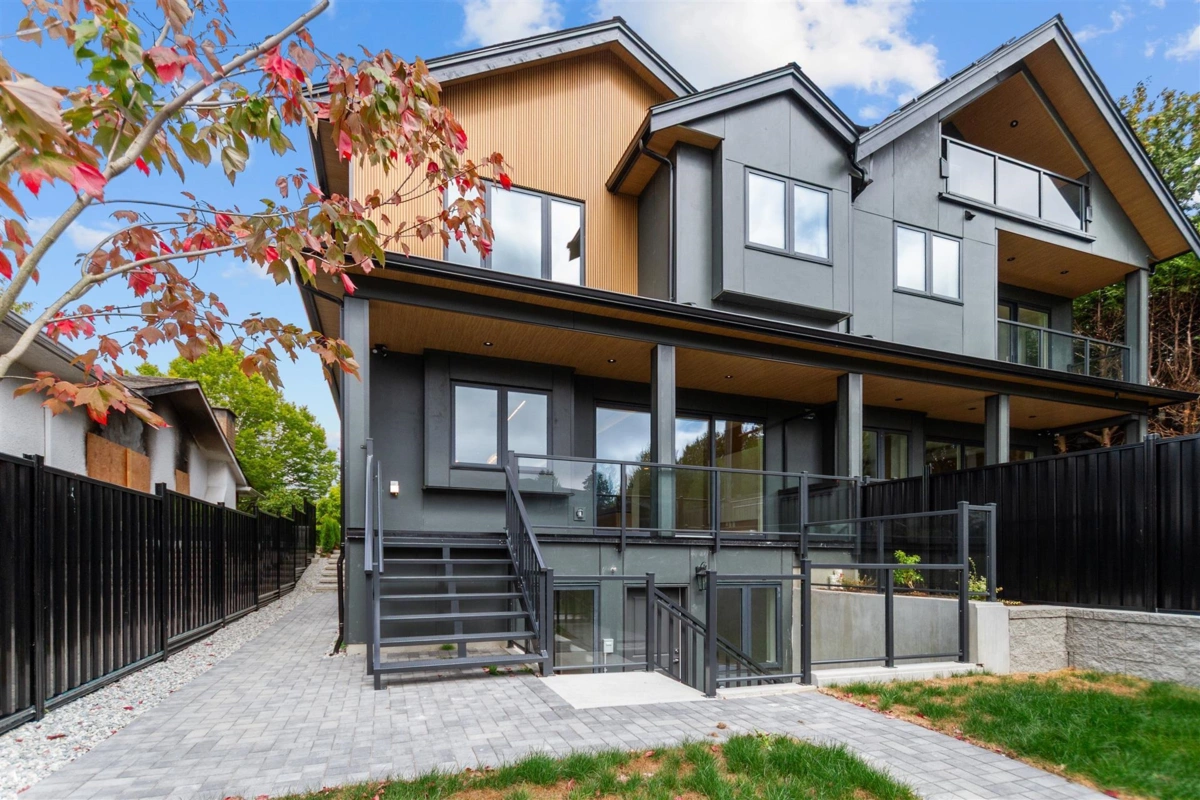 Laundry Room Photo of 2022 Nanton Avenue, Vancouver, BC